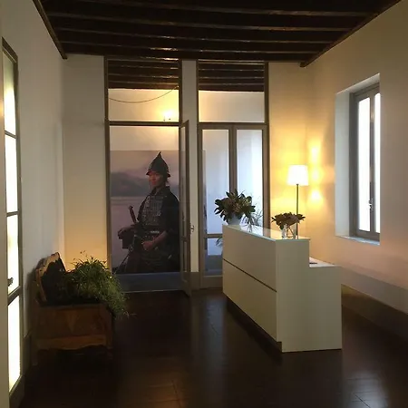 Milanosuites *